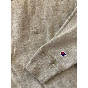Champion Crewneck Sweater